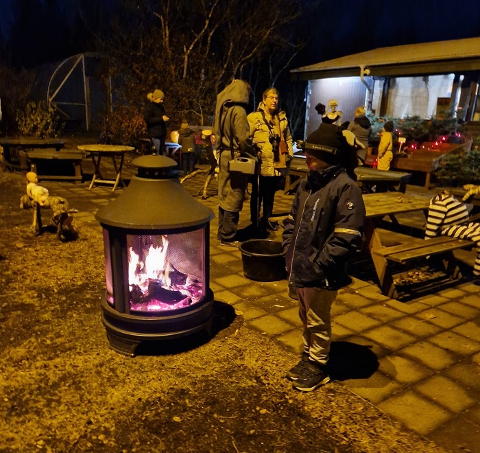 Strákur v eldstæðið 27. okt’22 minnkuð